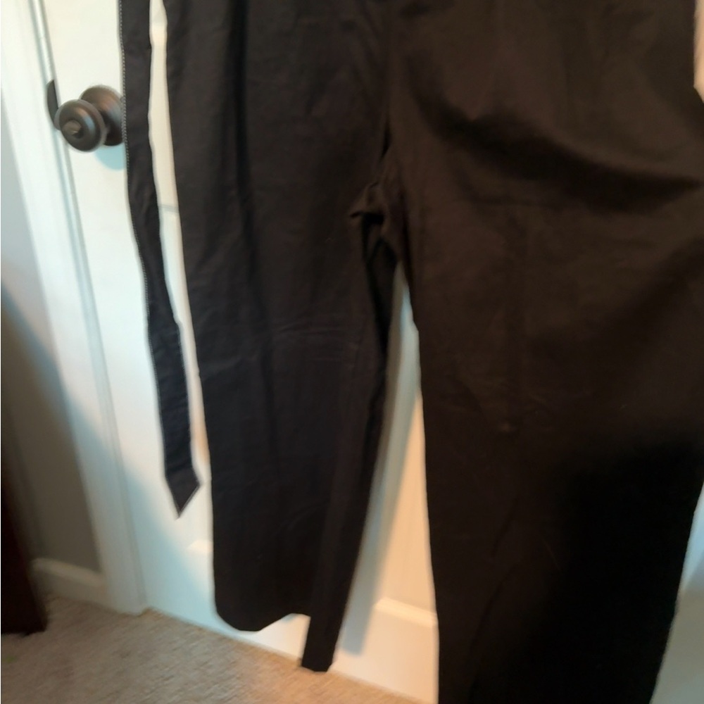 Brand NWT LOFT Black Short Sleeve Jumpsuit with contrast White Stitching - Picture 2 of 7